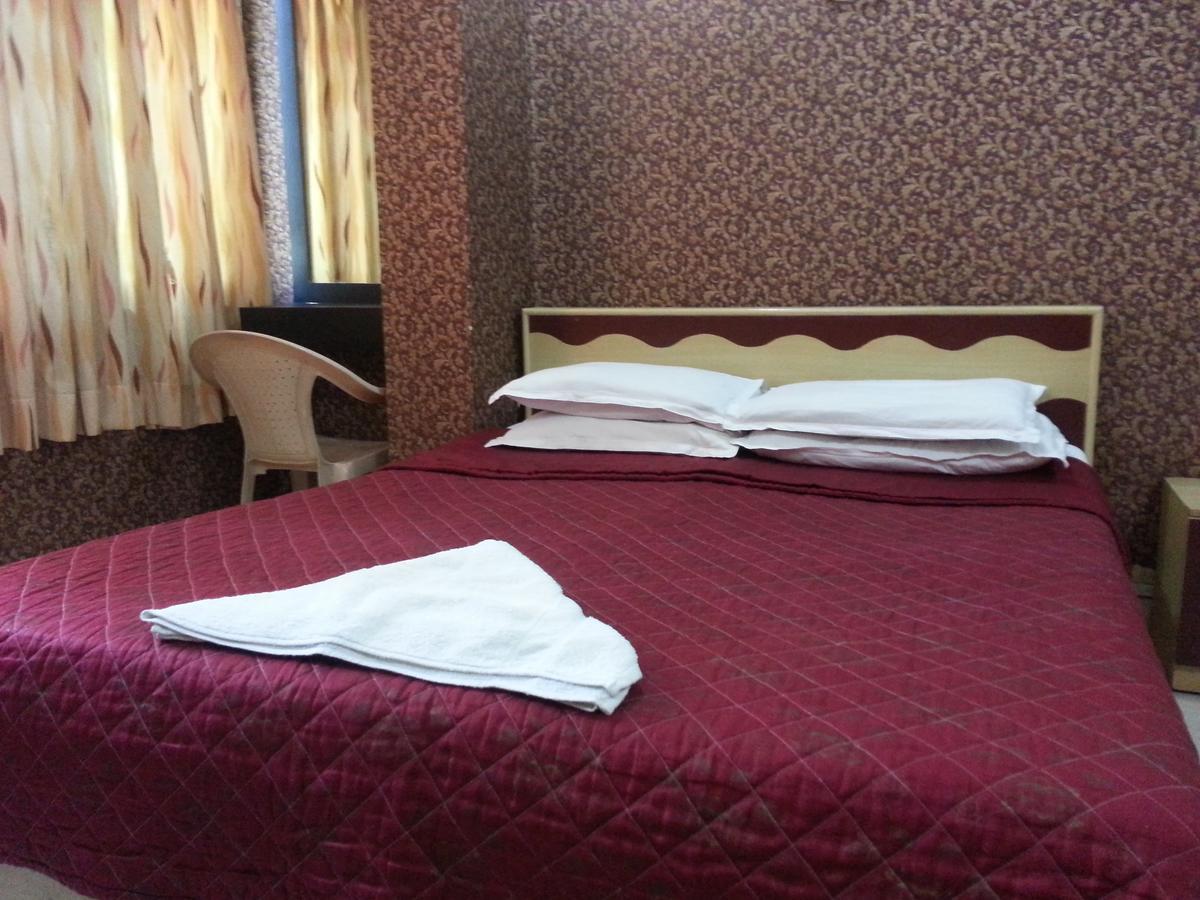 Hotel Sea Sands Mumbai Zimmer foto